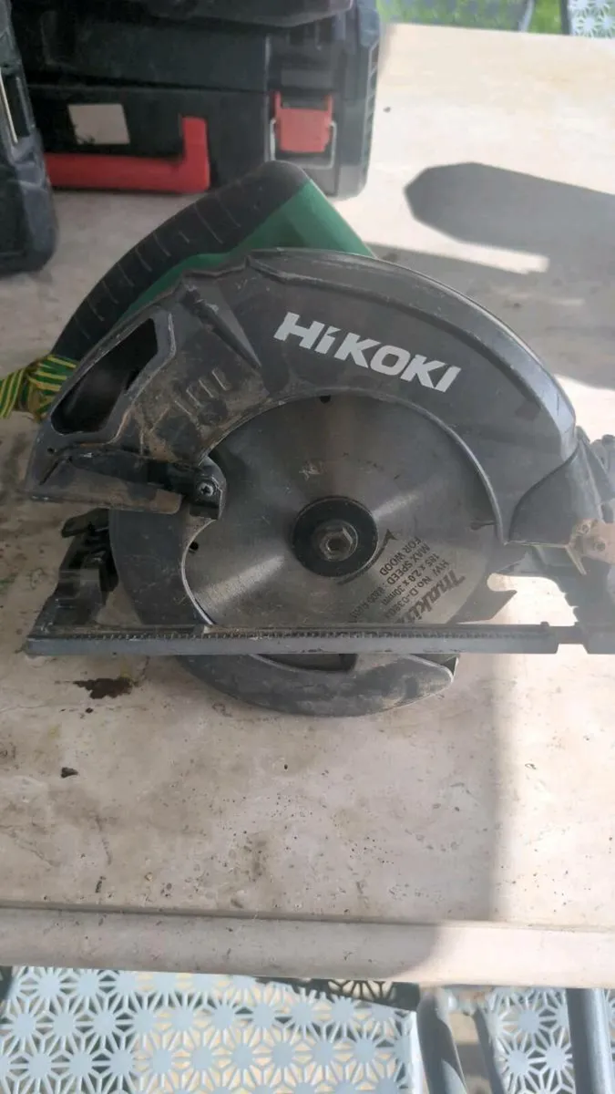 Hikoki skillsaw