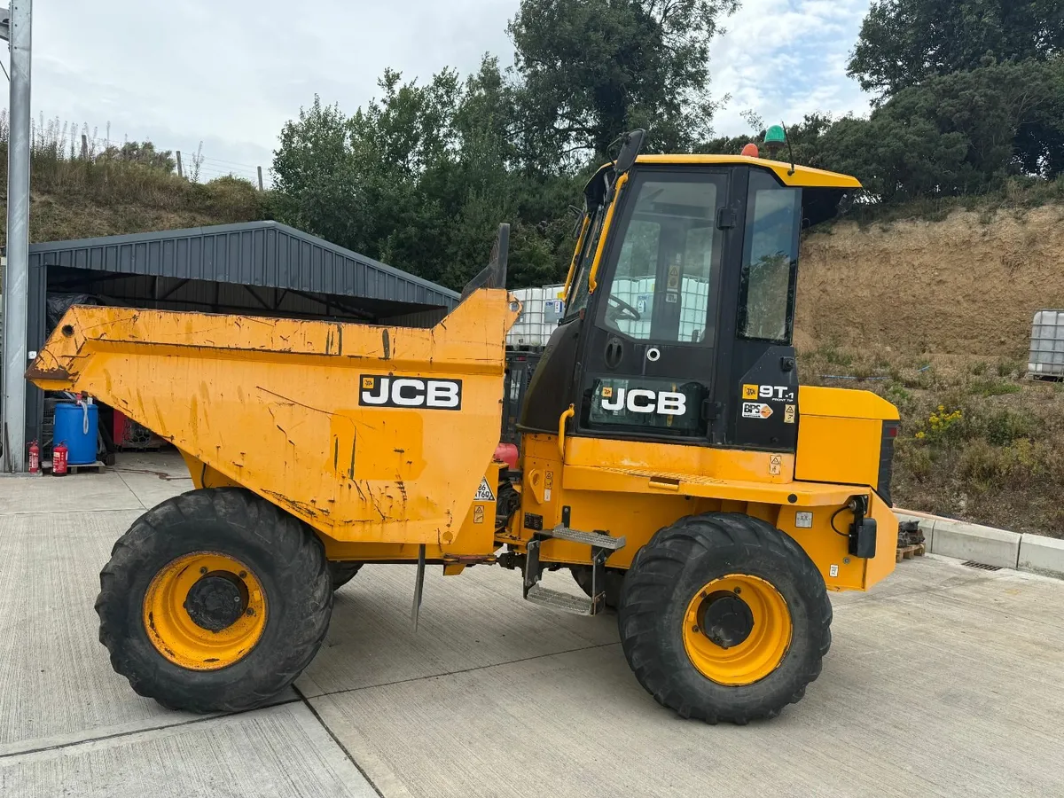 JCB DUMP TRUCK - Image 3