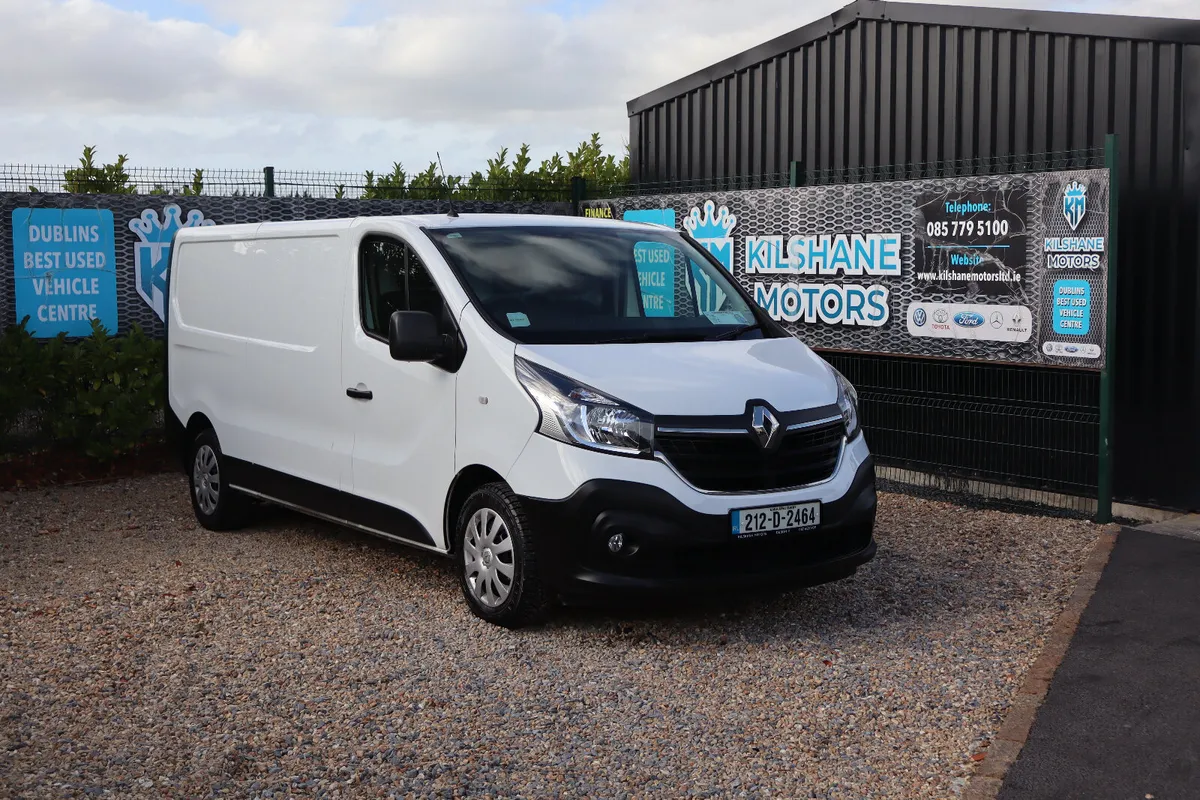 Renault Trafic LWB 2021 2.0 - Image 1