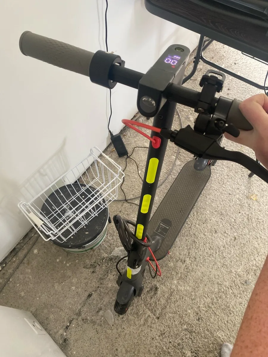 Electric scooter - Image 3