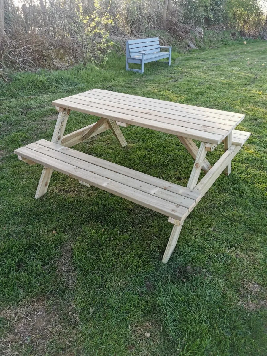 Picnic bench - Image 3