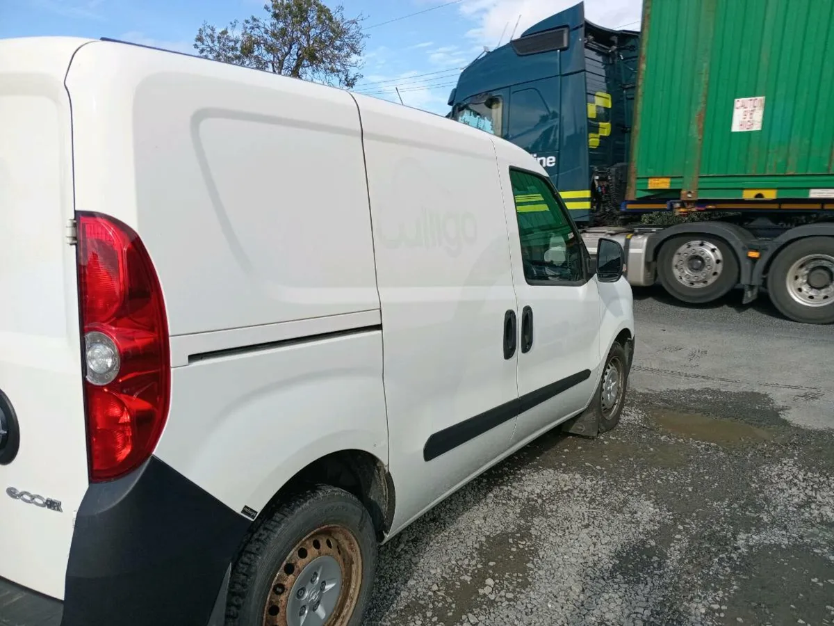 2017 opel combo 93km - Image 2