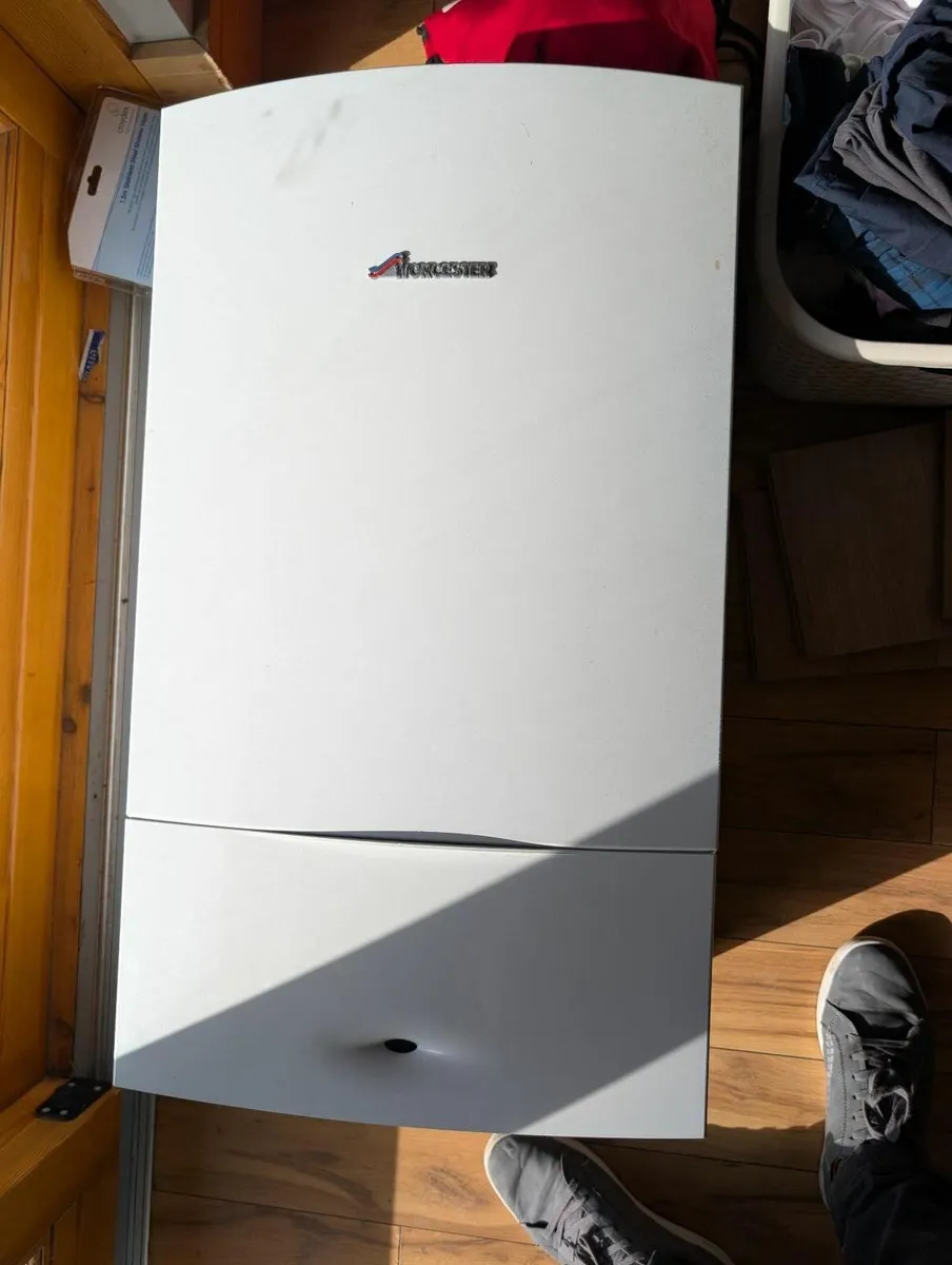 Gas Boiler (Worchester Bosch Greenstar 30CDi) - Image 1