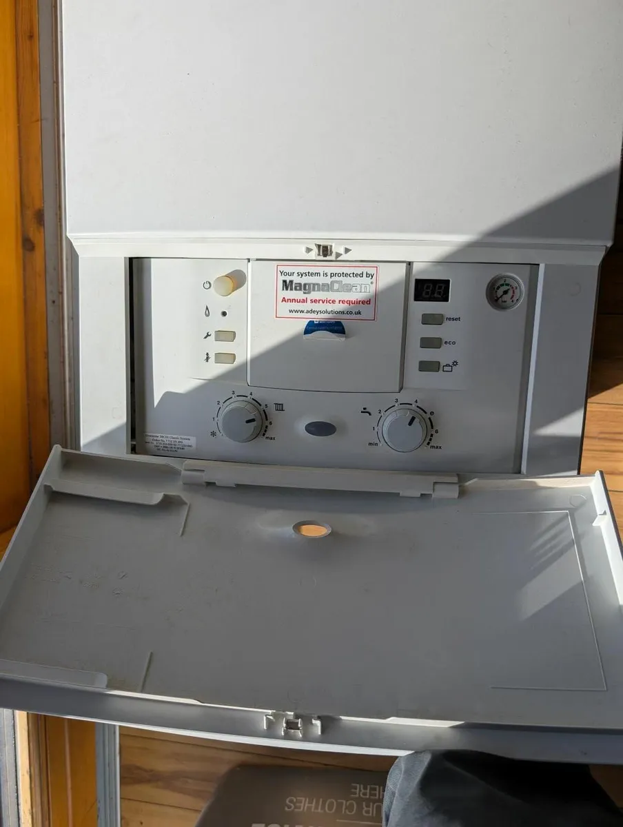 Gas Boiler (Worchester Bosch Greenstar 30CDi) - Image 2