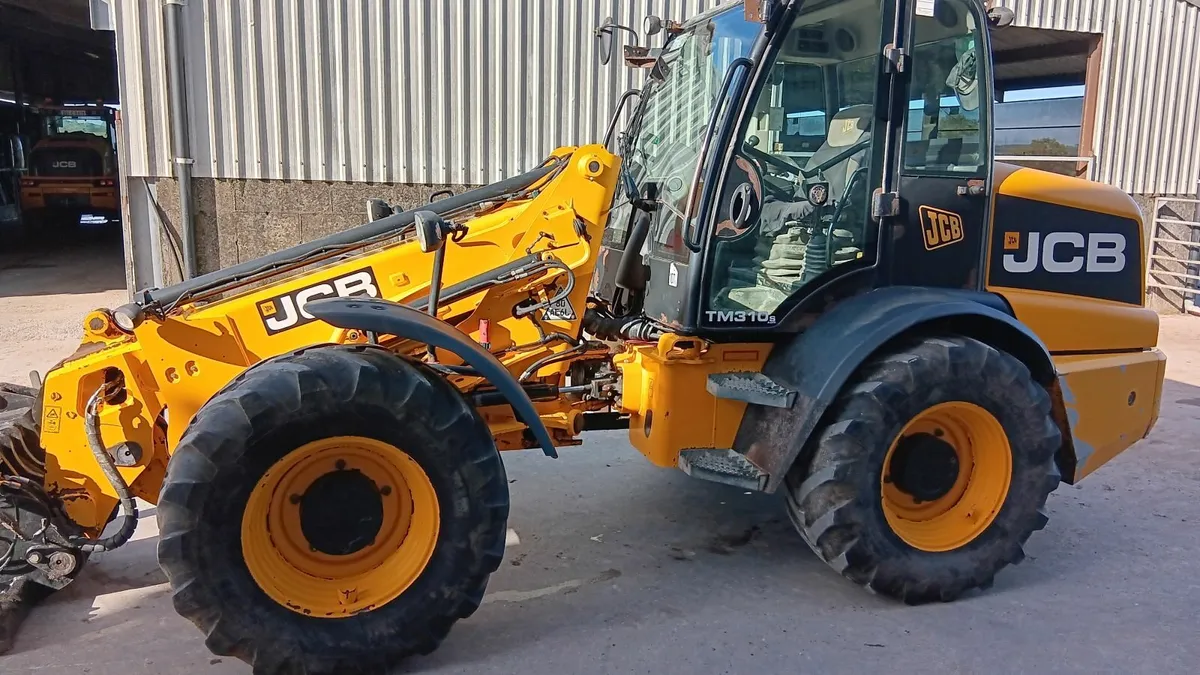 JCB 310s - Image 2