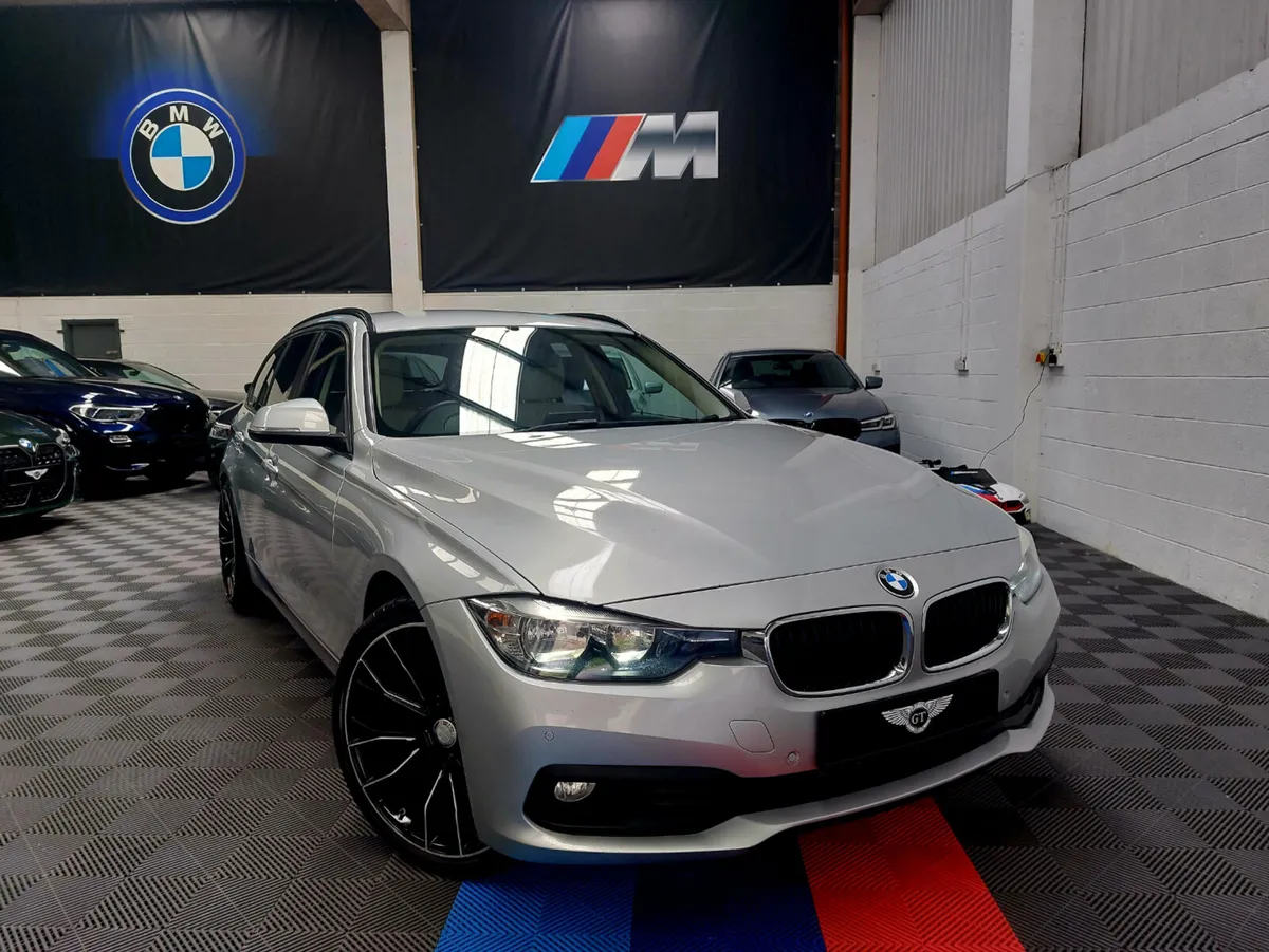 318D LCI AUTO TOURING - Image 1