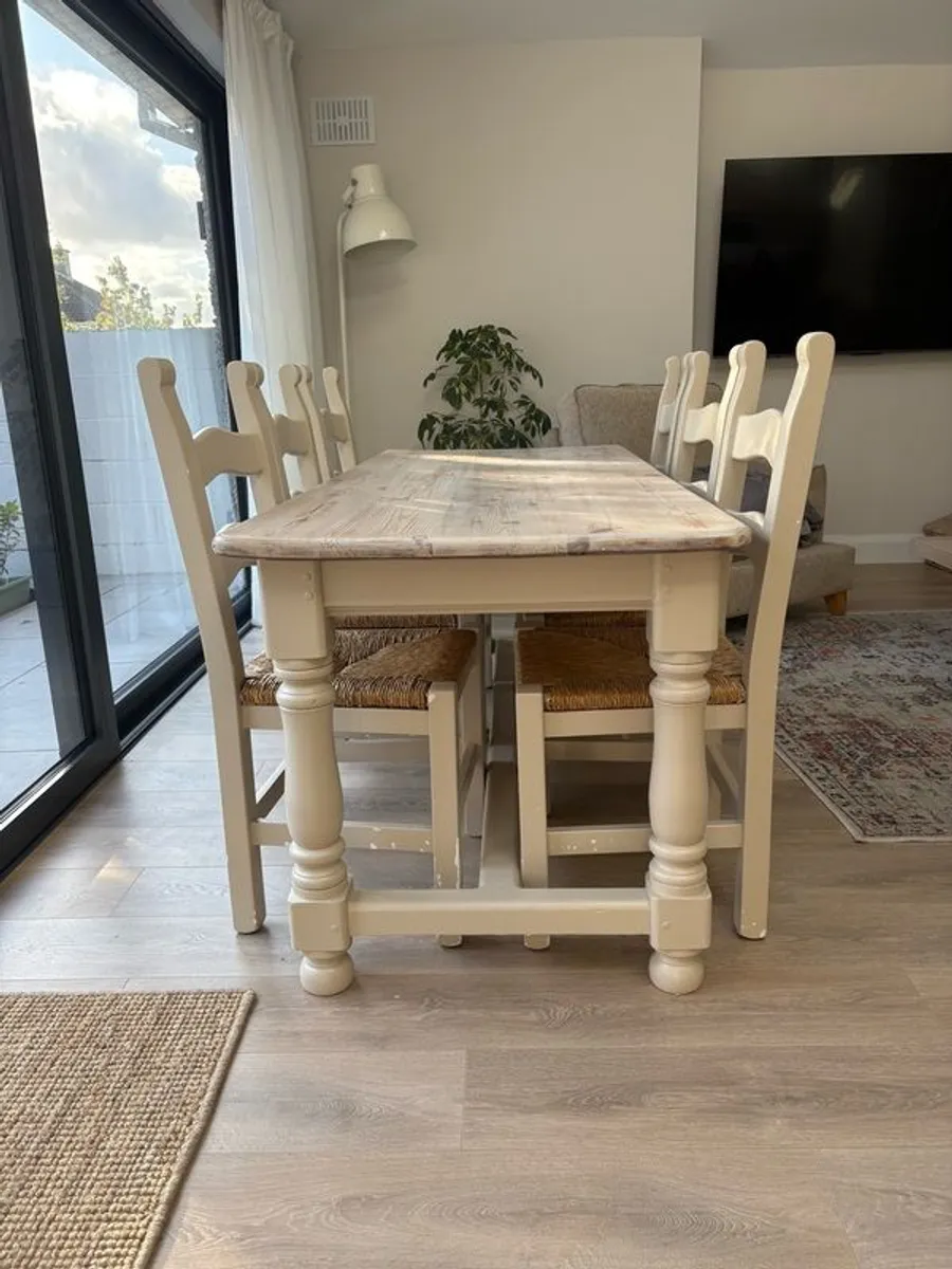 Kitchen Table & Chairs - Image 2