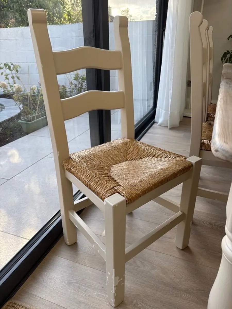 Kitchen Table & Chairs - Image 4