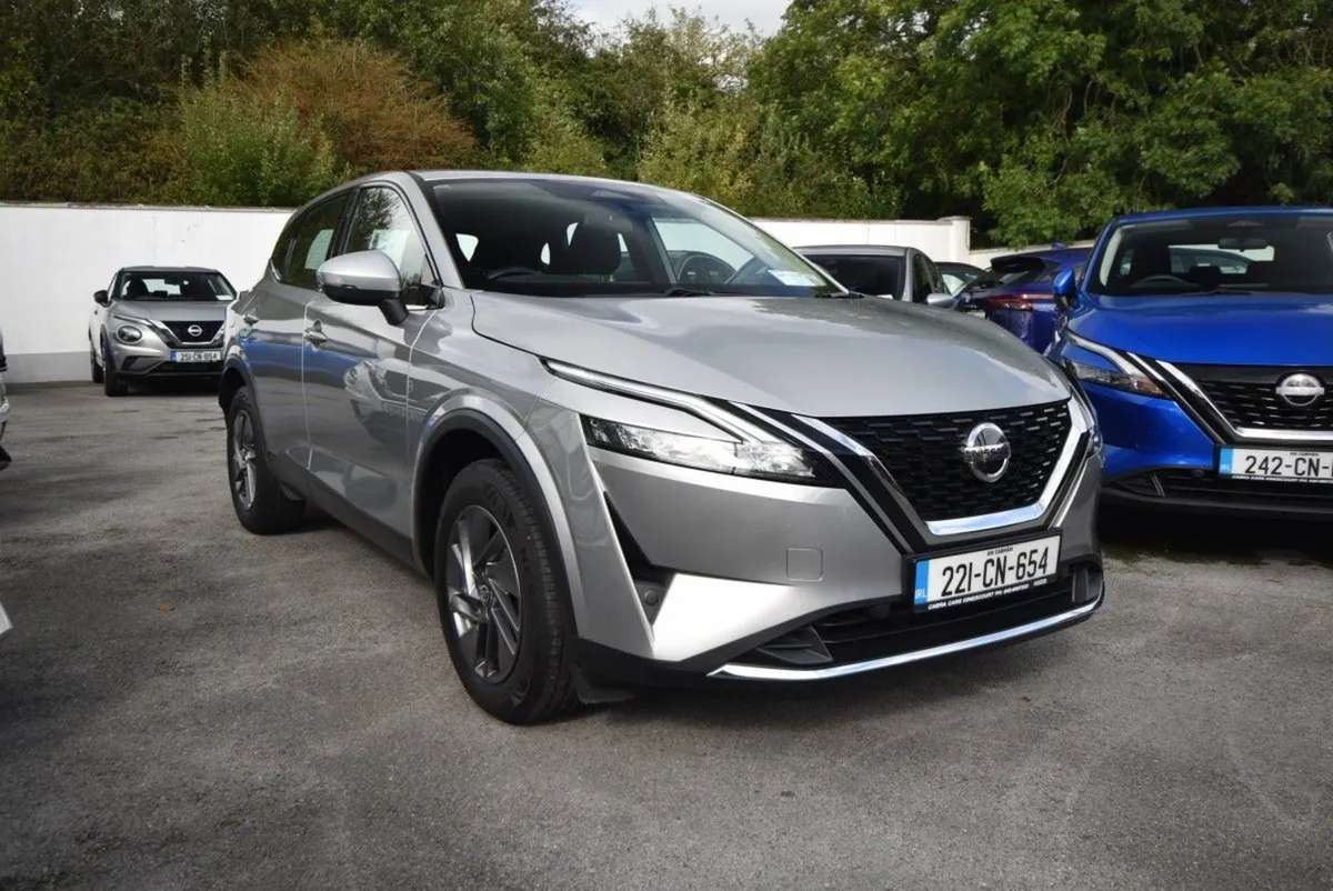 Nissan QASHQAI 1.3 PET Mild Hybrid SV CVT - Image 1