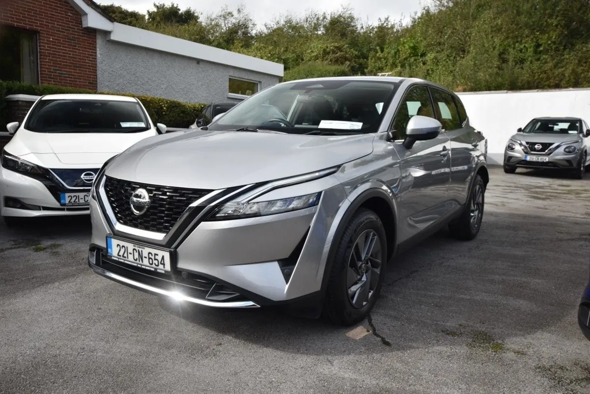 Nissan QASHQAI 1.3 PET Mild Hybrid SV CVT - Image 3