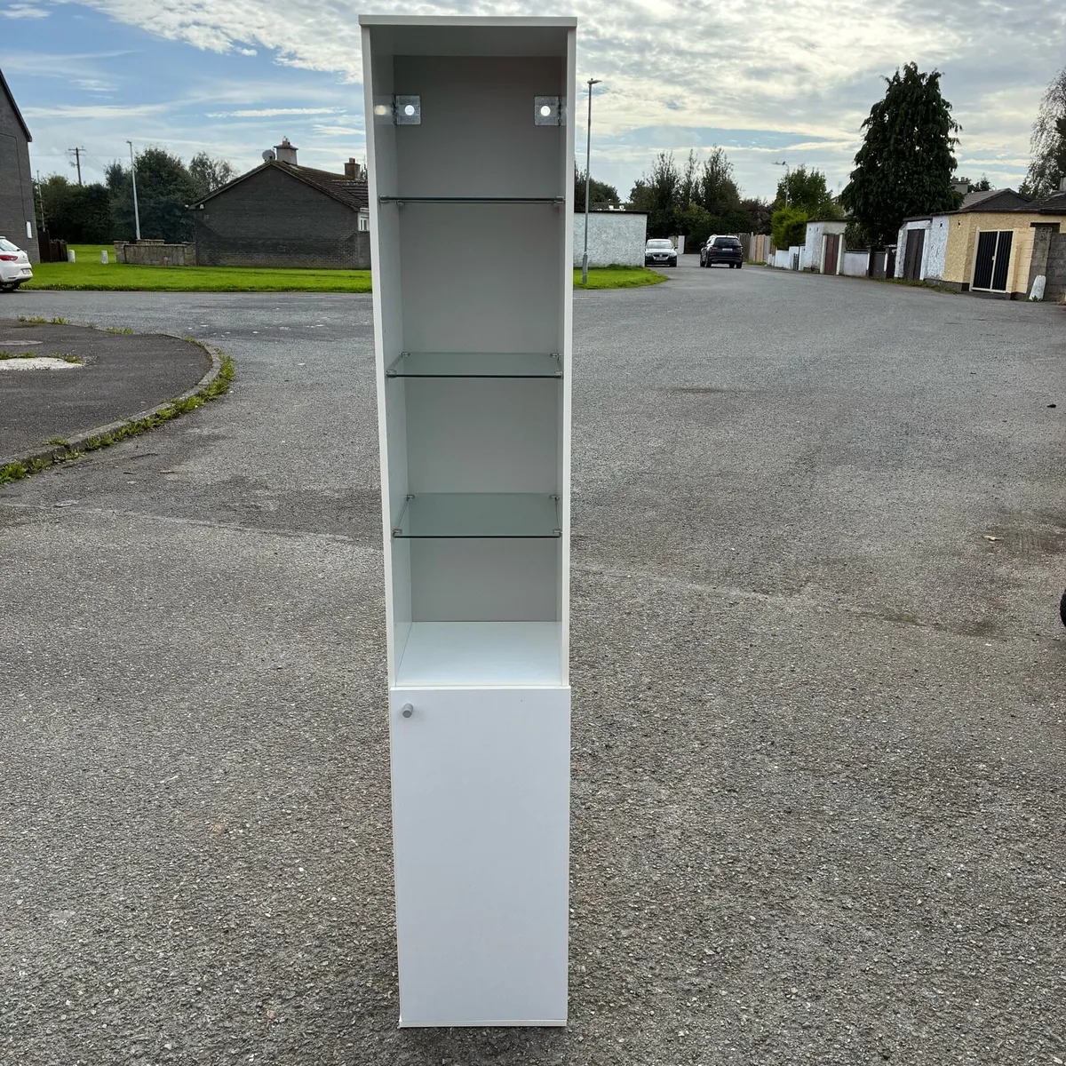 White bathroom Cabinet - Image 1