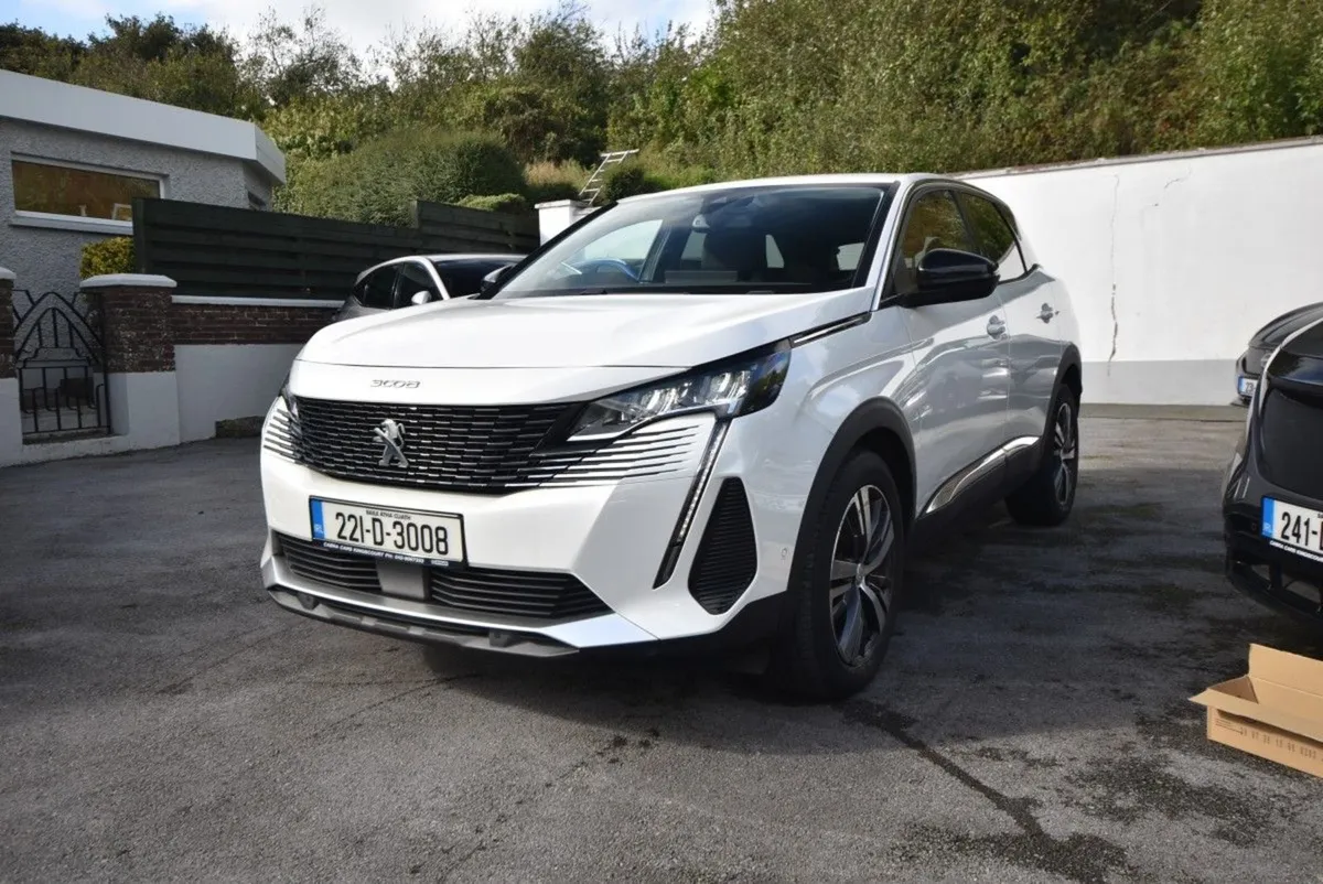 Peugeot 3008 Auto 1.5hdi Allure. Only 30 000km - Image 3