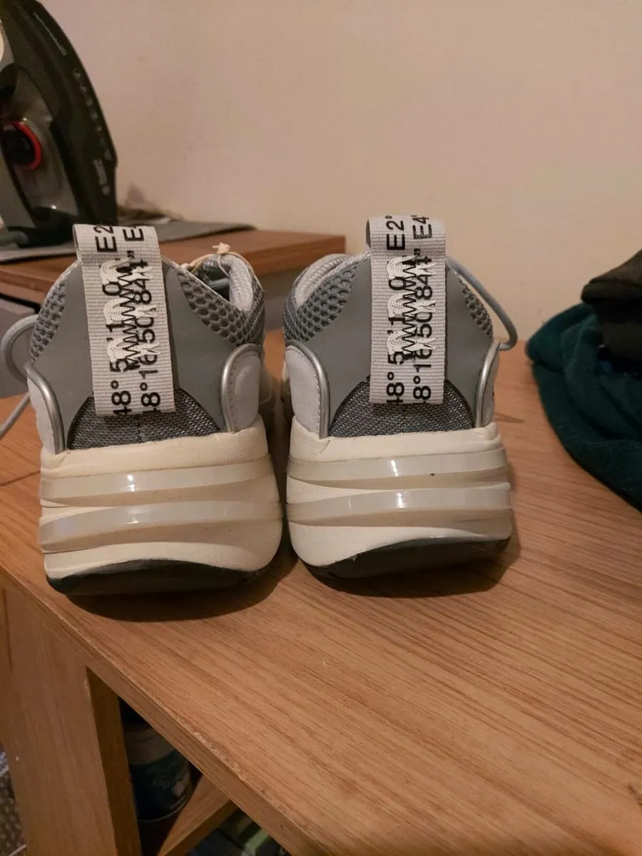 Lacoste shoes - Image 2