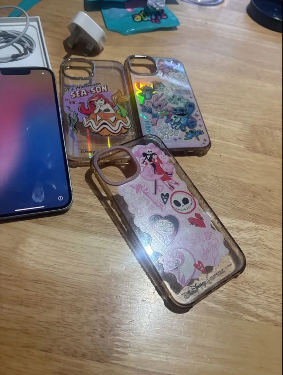 iPhone 14 - Image 1