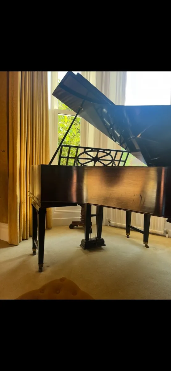 Boudoir piano (John Brinsmeade) - Image 2