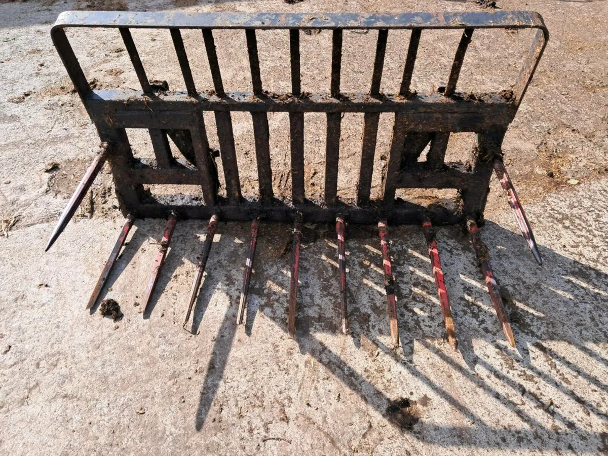 Dung fork & Grab - Image 1