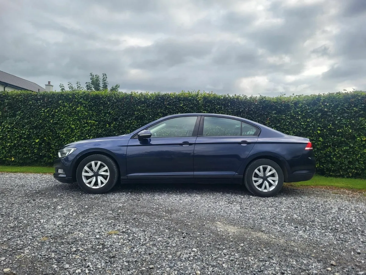 Volkswagen Passat 2015 - Image 4