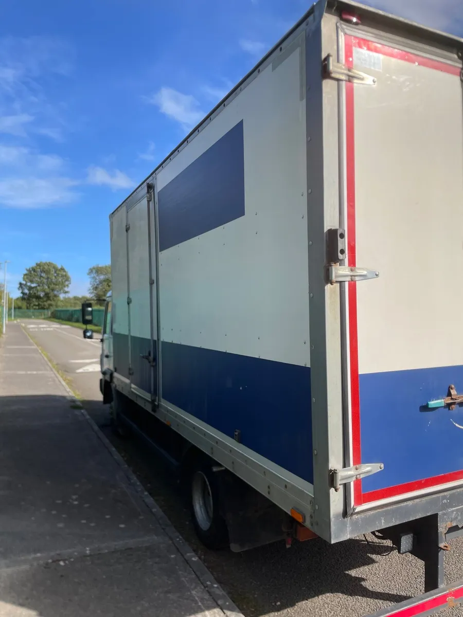 Volvo flc.  7.5 ton - Image 1
