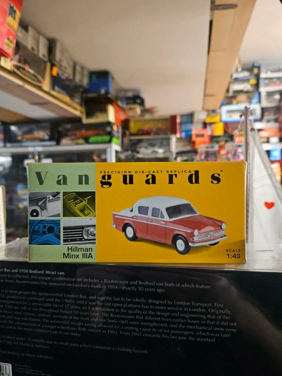 Corgi Vanguards Hillman Minx