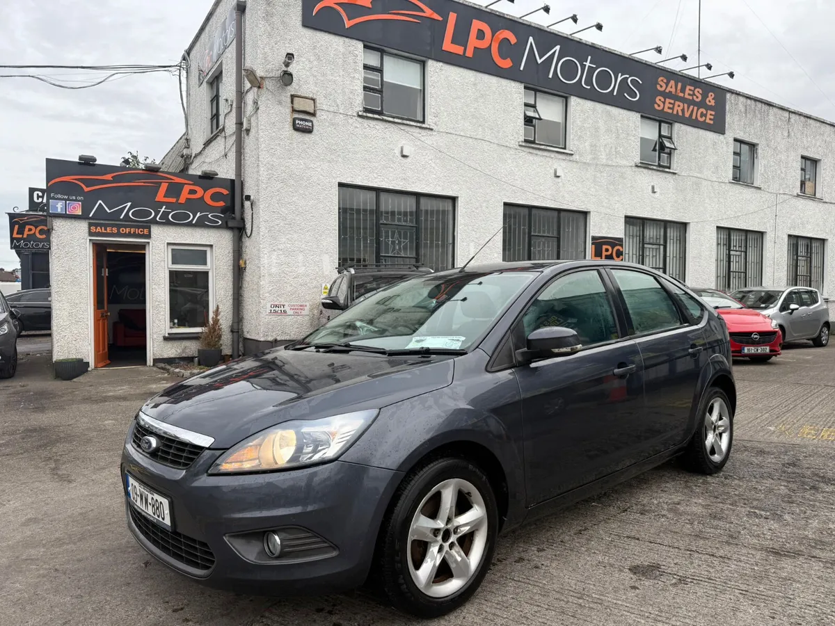 Ford Focus 2009 - Image 1