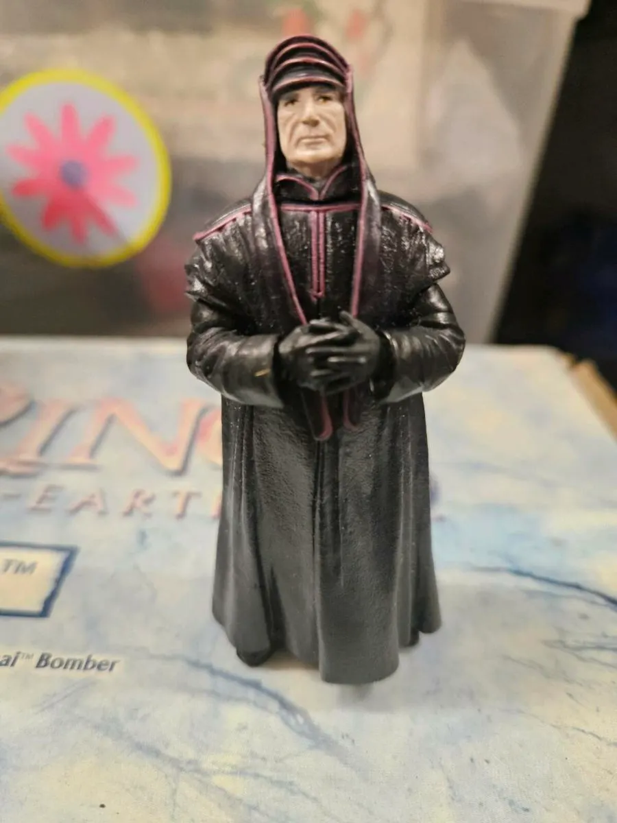 Star Wars Imperial Dignitary - Image 2