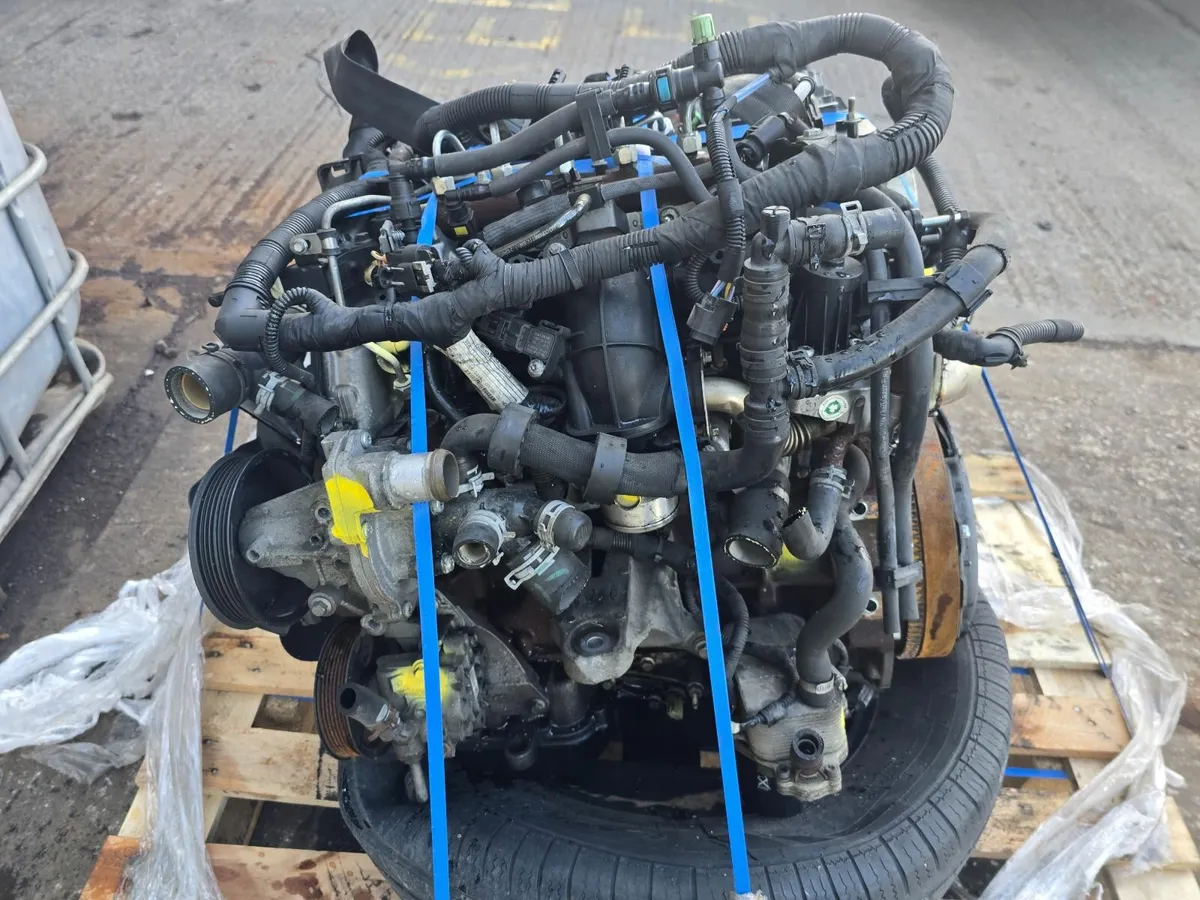 Land Rover Defender Engine 2.2 - Image 3
