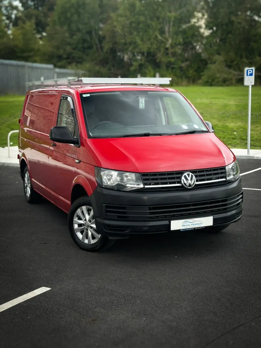 Volkswagen Transporter 2016 - Image 1
