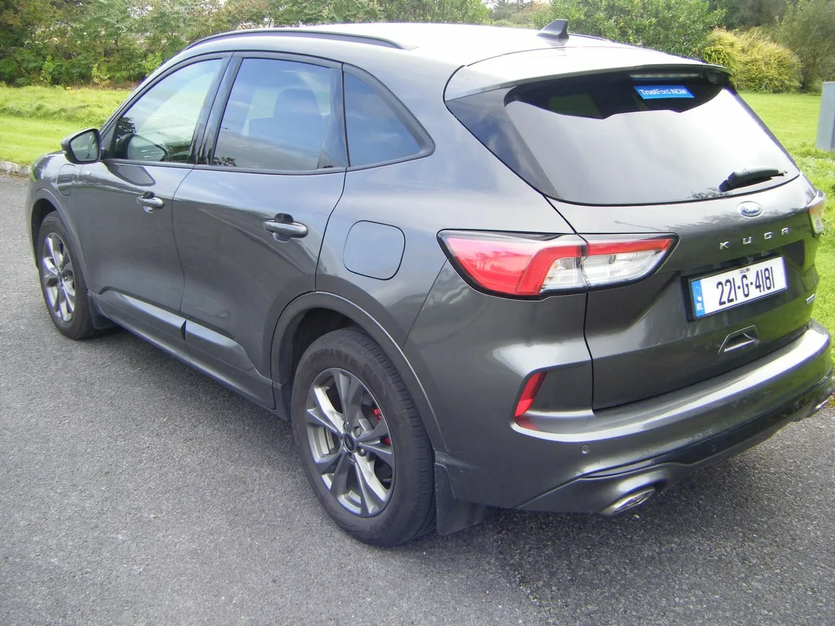 Ford Kuga 2022 - Image 3
