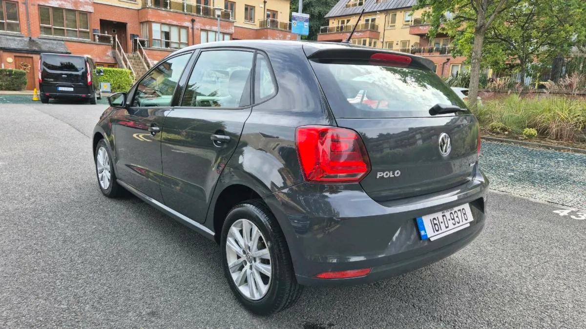 161 volkswagen polo 1.0 (beautiful colour) - Image 1