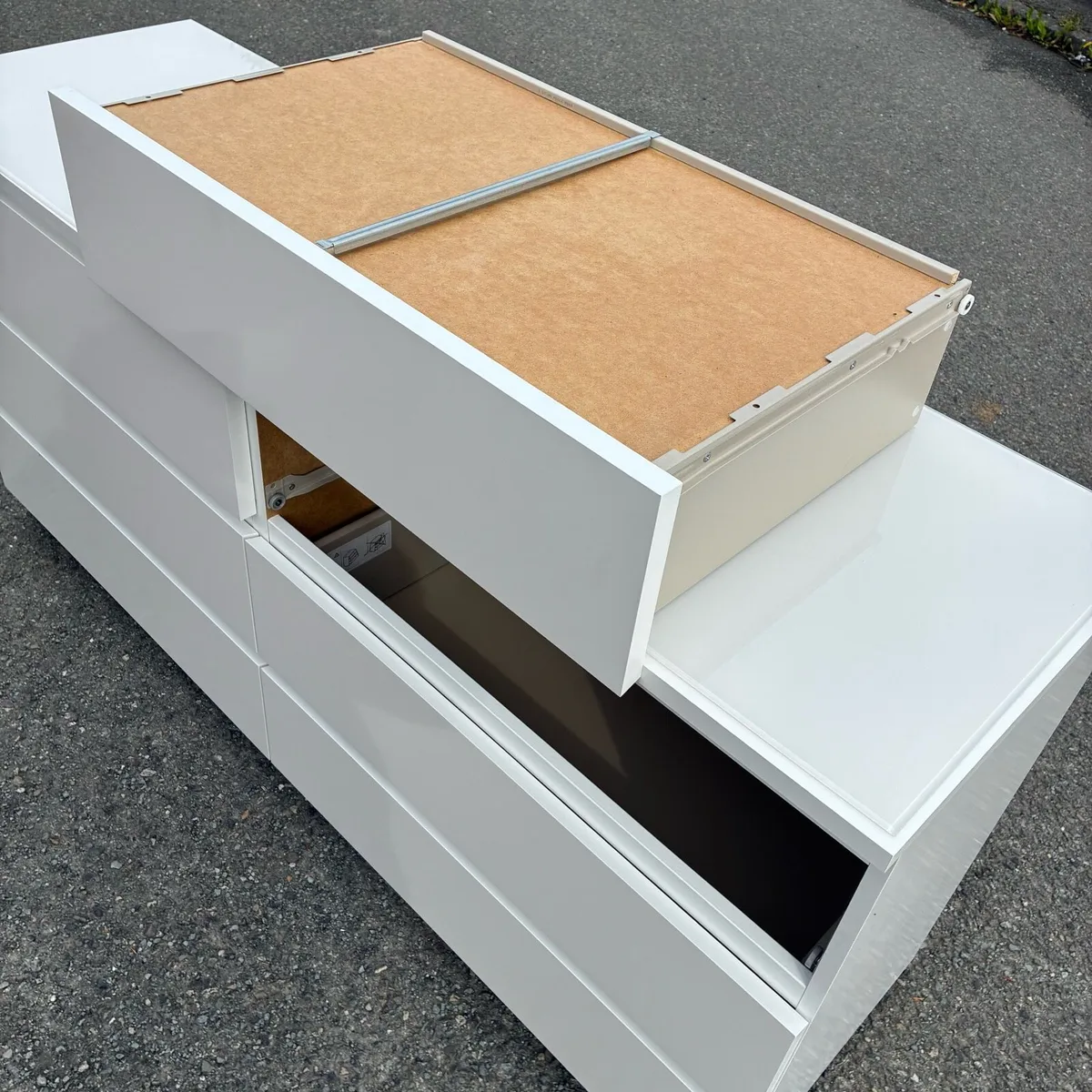 Malm White Chest of 6 deep Drawers - Image 3
