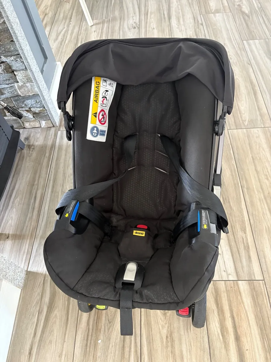 Doona i Car Seat & Stroller - Nitro Black - Image 3