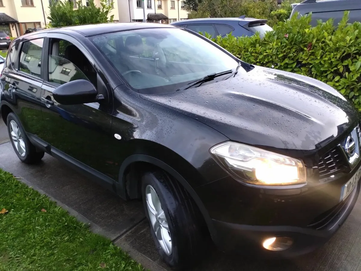 Nissan Qashqai 2010 Toyota Yaris, Golf, Micra - Image 3