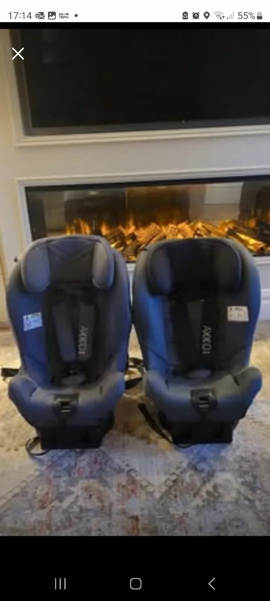 Axkid Move carseats x 2 - Image 2