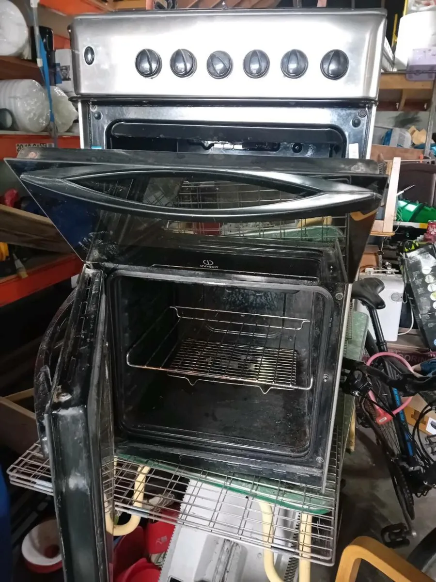 Gas Cooker - Image 2