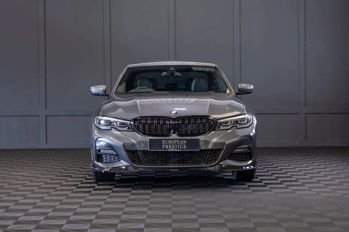 2021 BMW 3-Series 330e M-Sport - Image 2