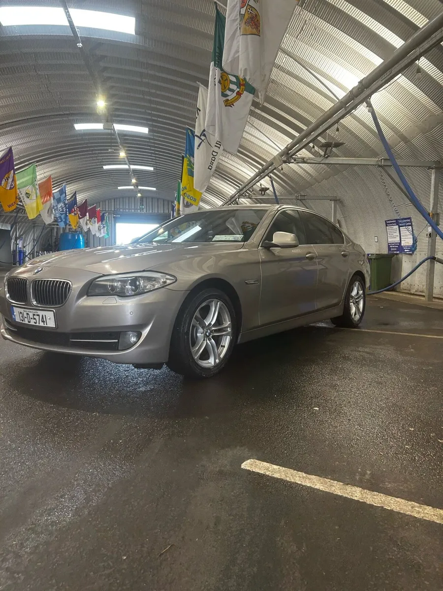 2013 520 BMW SE (F10) - Image 1