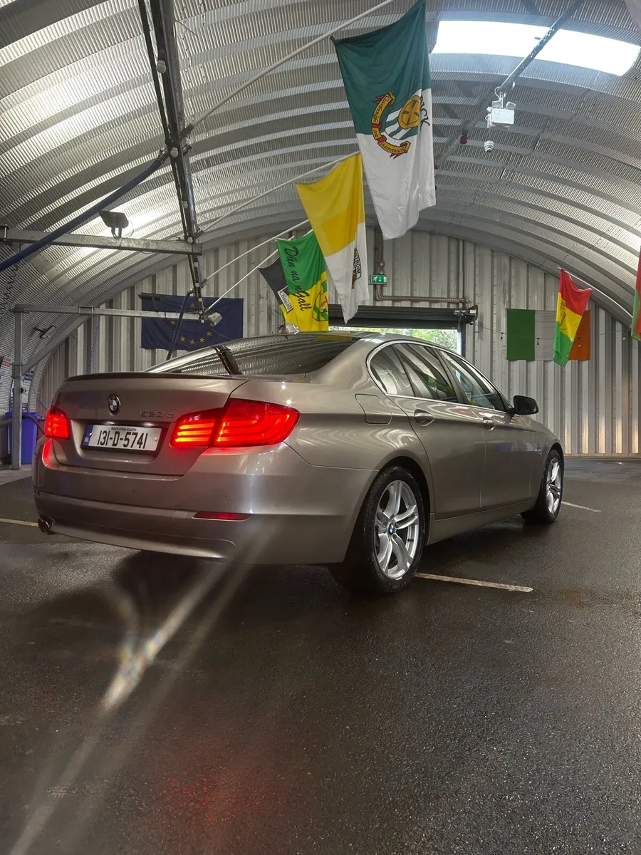2013 520 BMW SE (F10) - Image 2