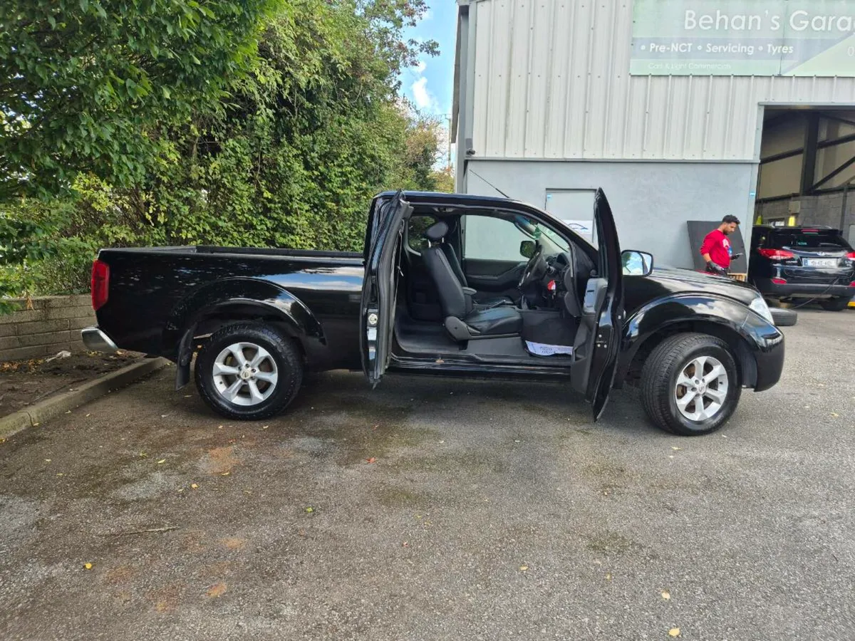 Nissan Navara - Image 3