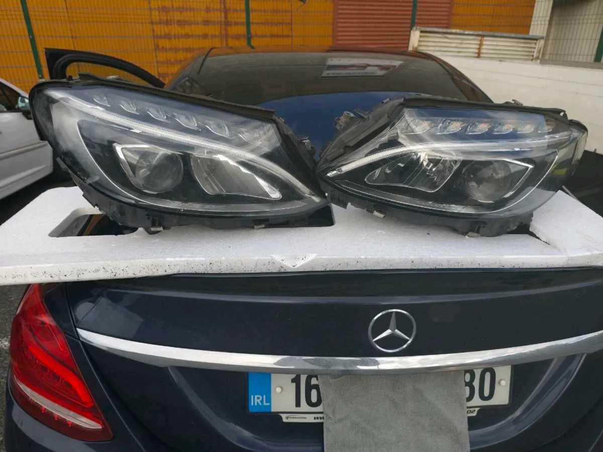 HEADLIGHT - Image 1