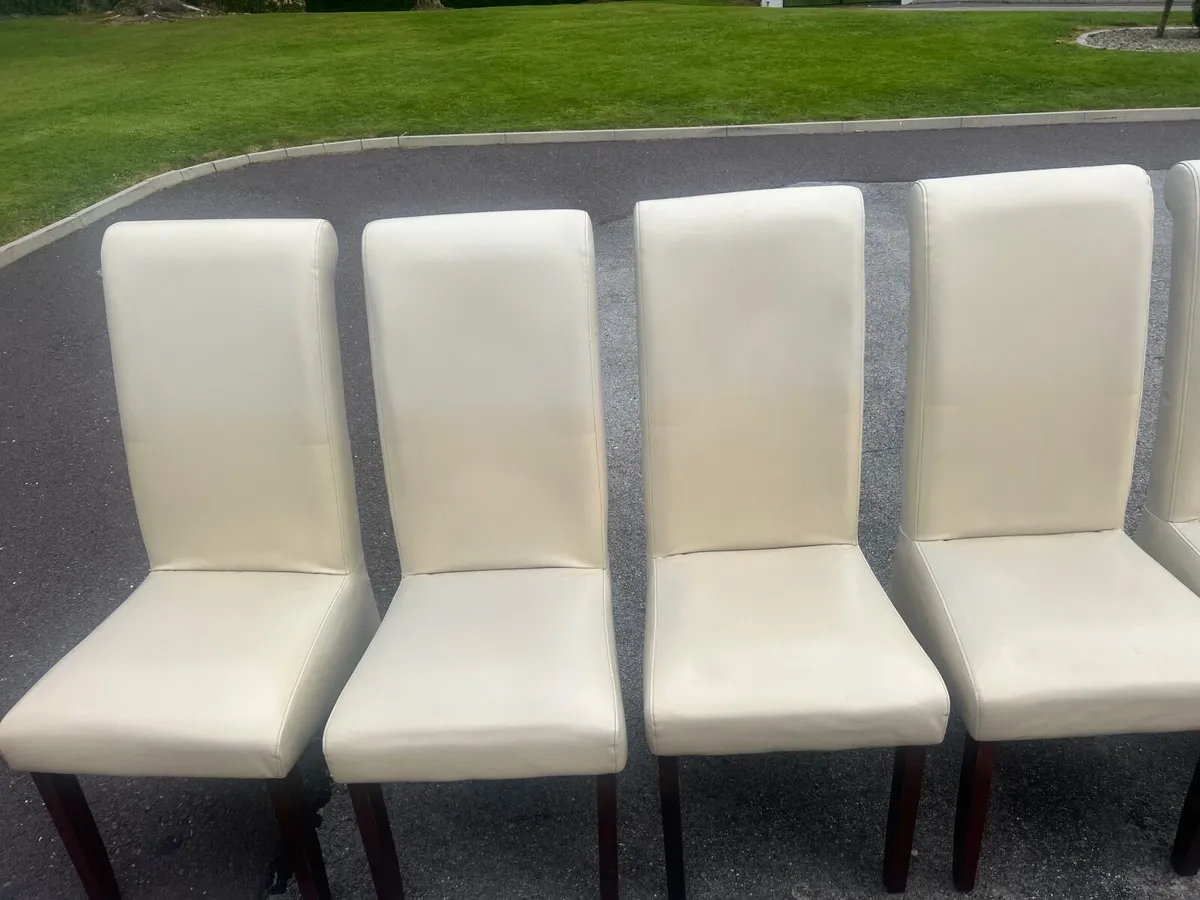Kitchen chairs - Image 2