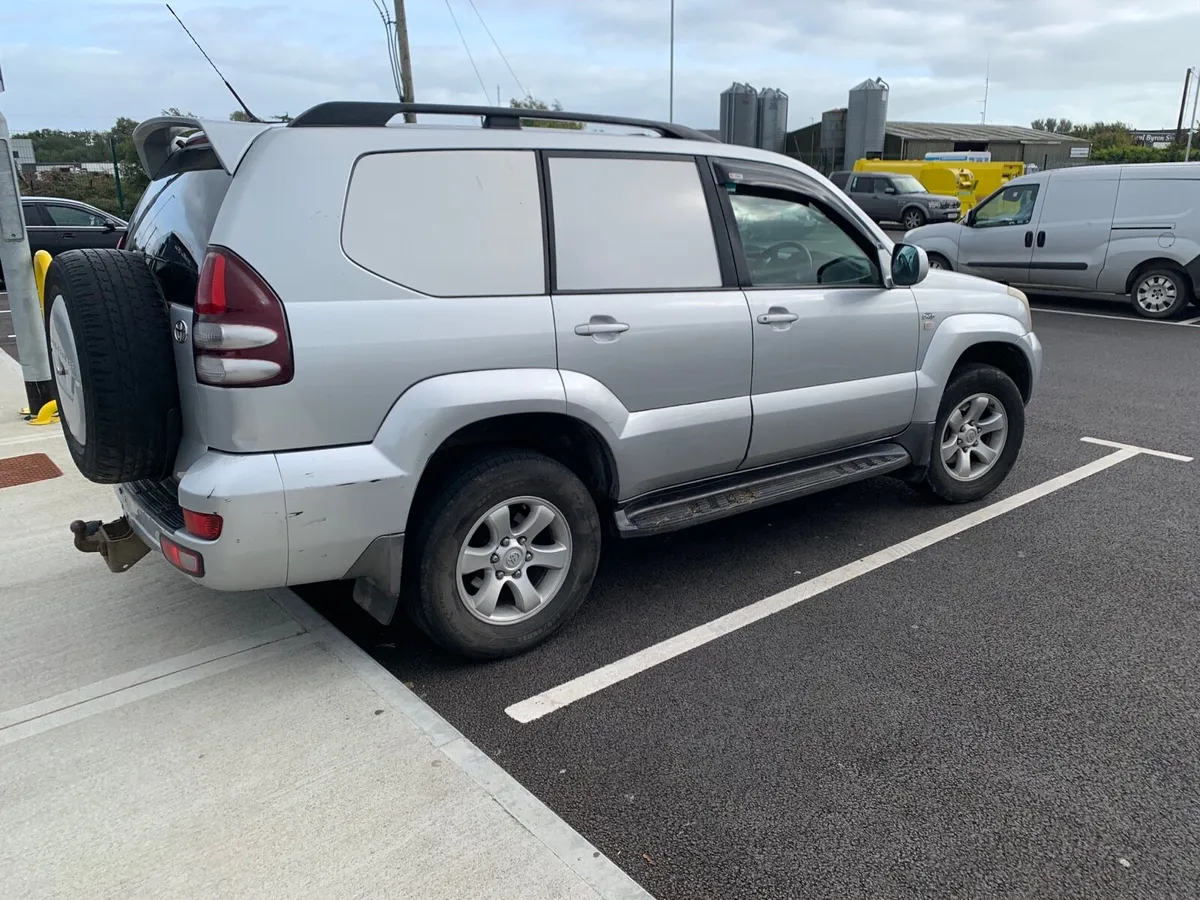 Toyota Land Cruisrr - Image 2