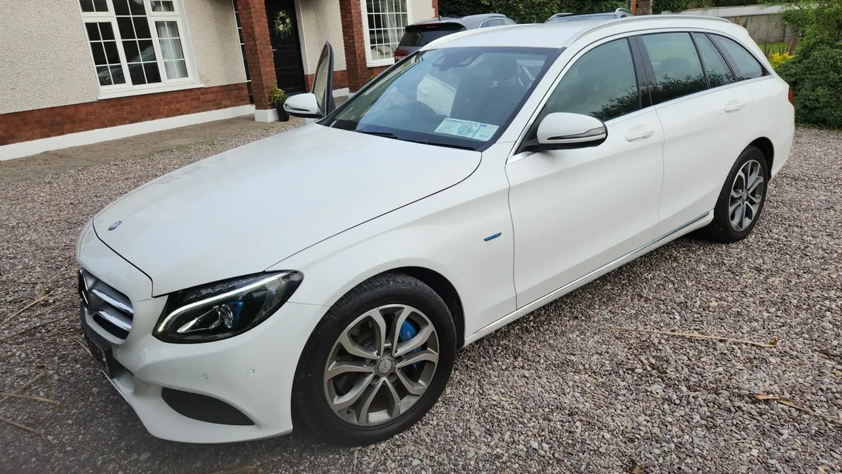 Mercedes-Benz C-Class 2016 - Image 3