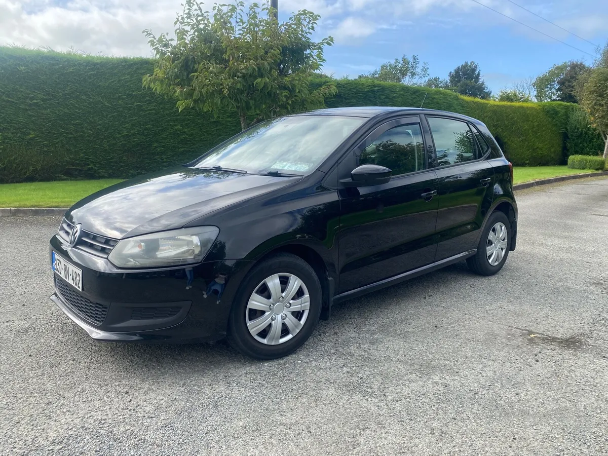 Black 2013 Volkswagen Polo - Image 1