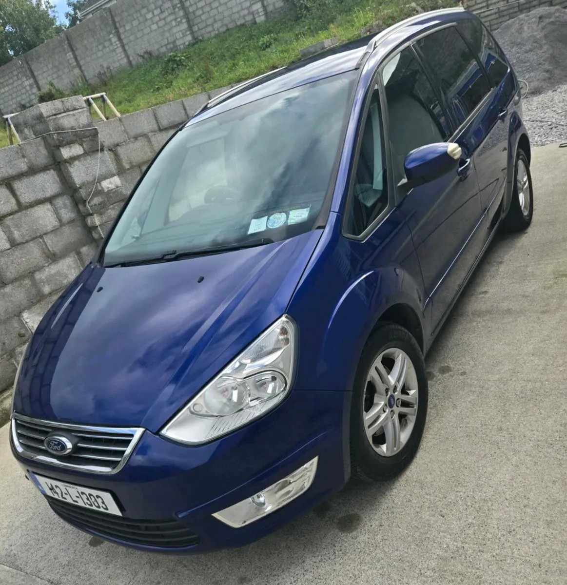 142 Ford Galaxy 2.0 - Image 1