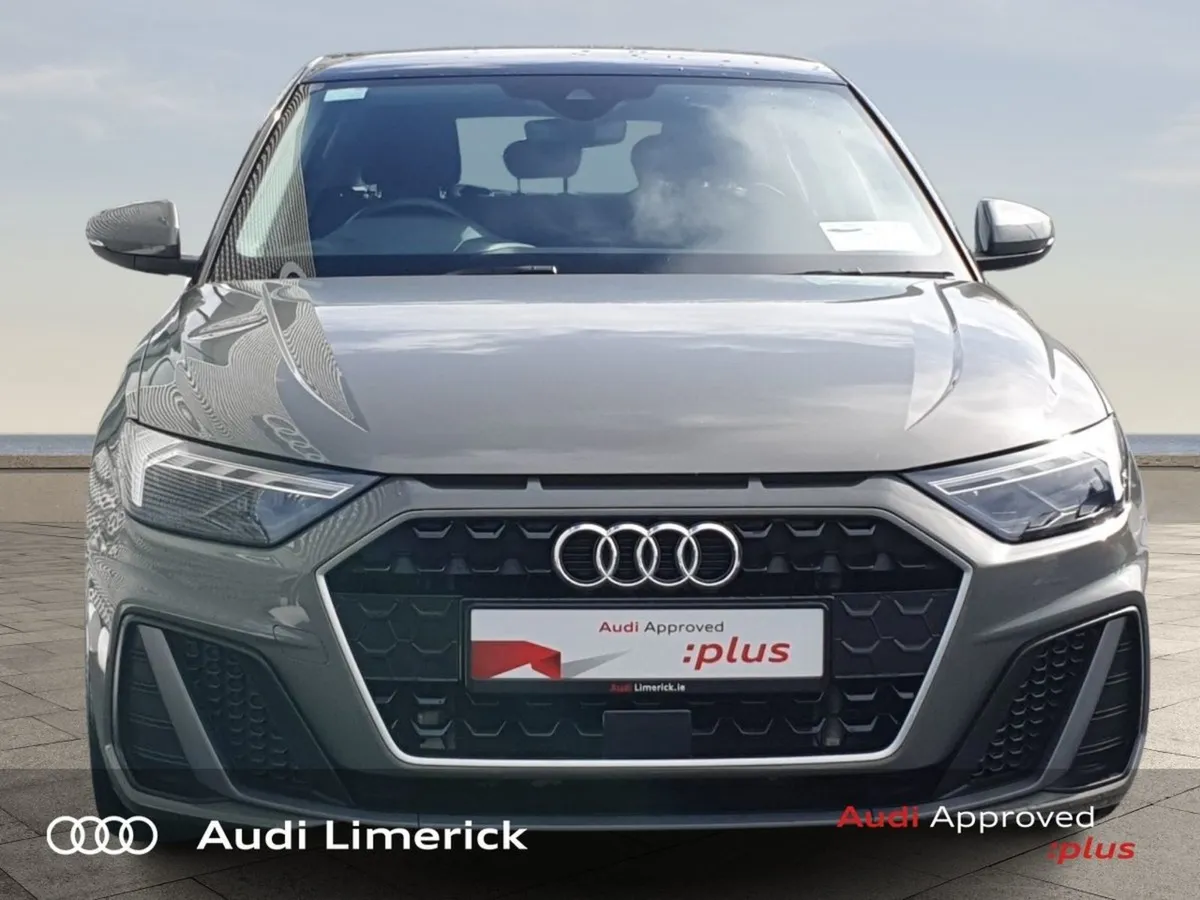 Audi A1 1.0 Tfsi S Line 110HP - Image 3