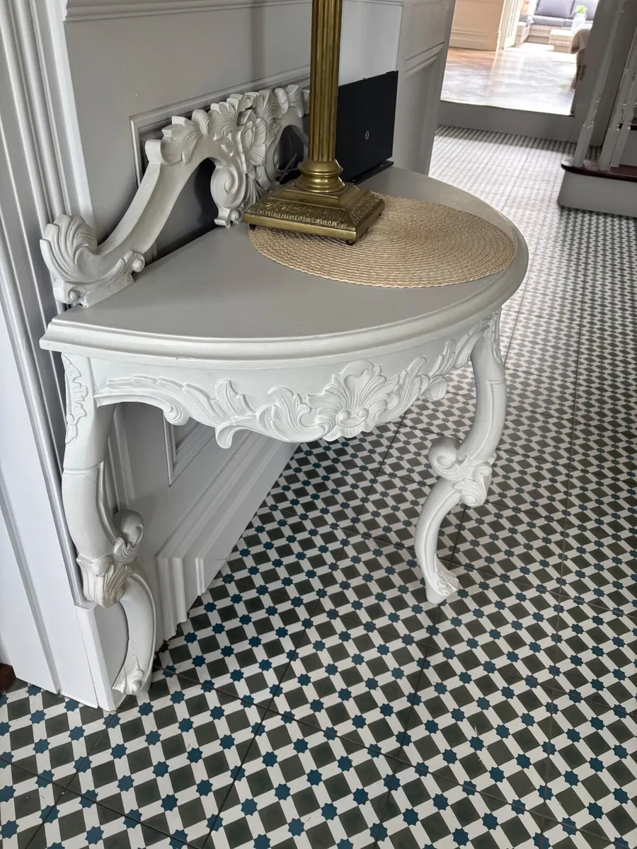 Hall table and mirror - Image 2