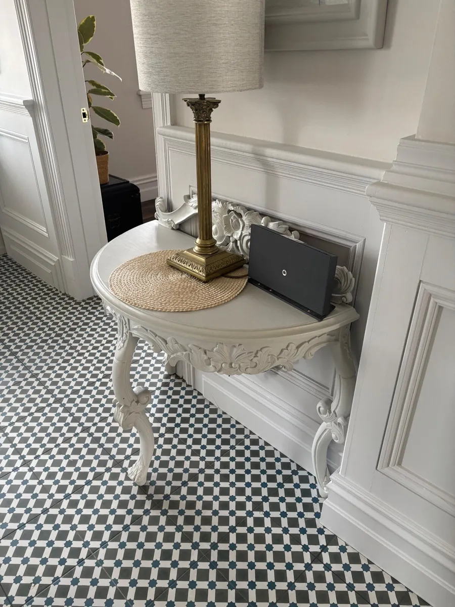 Hall table and mirror - Image 3