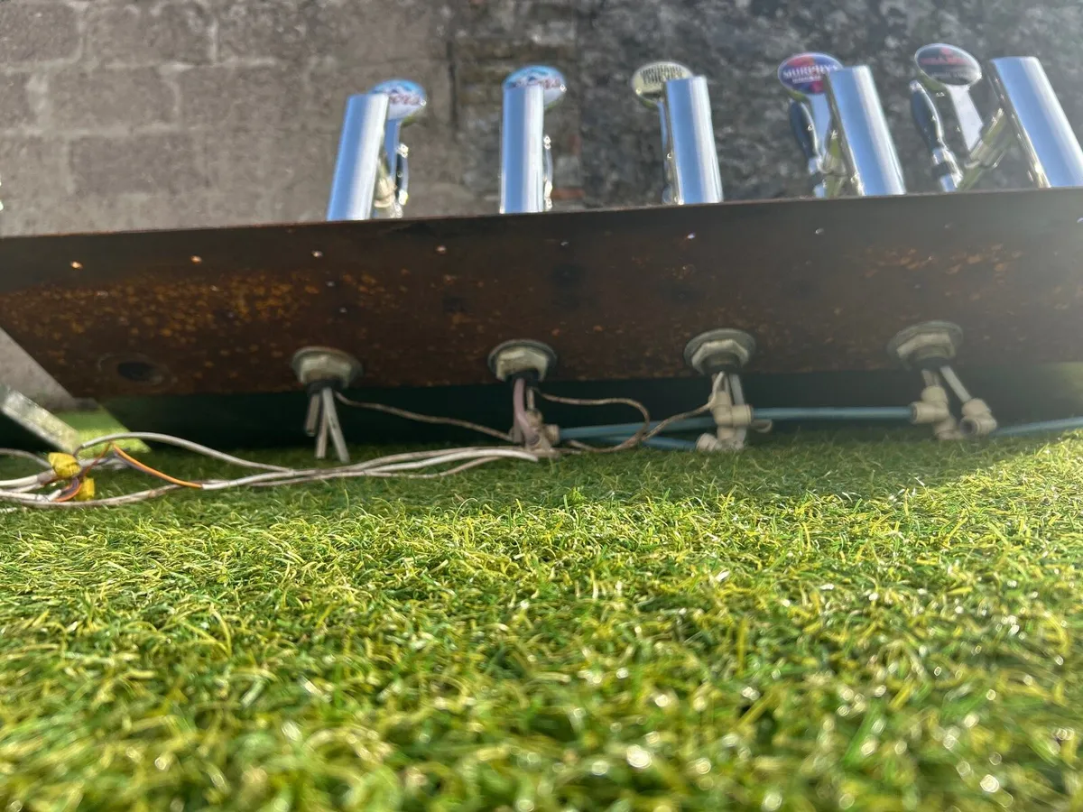 2 2x5-way Beer tap system with trays and ice sink - Image 4