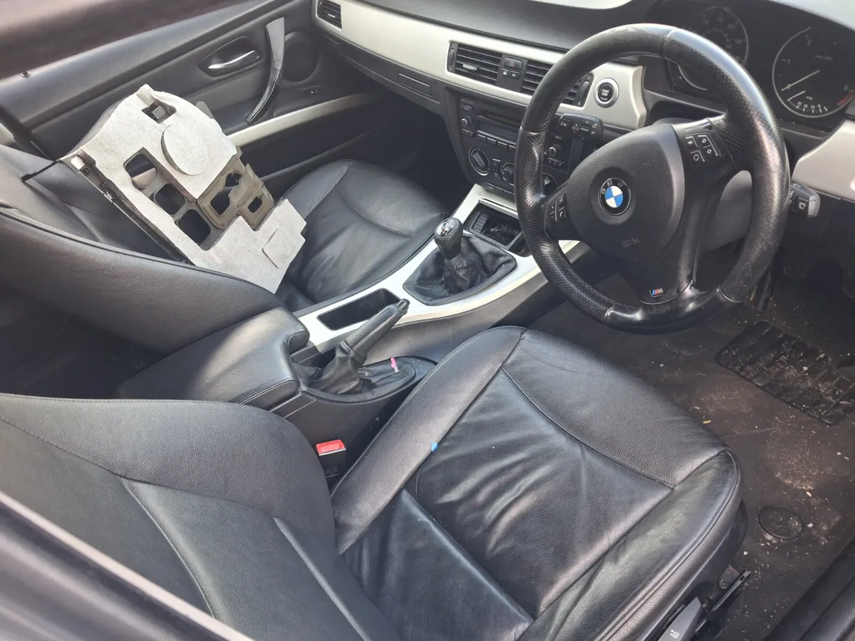 2008 BMW E90 parts - Image 3