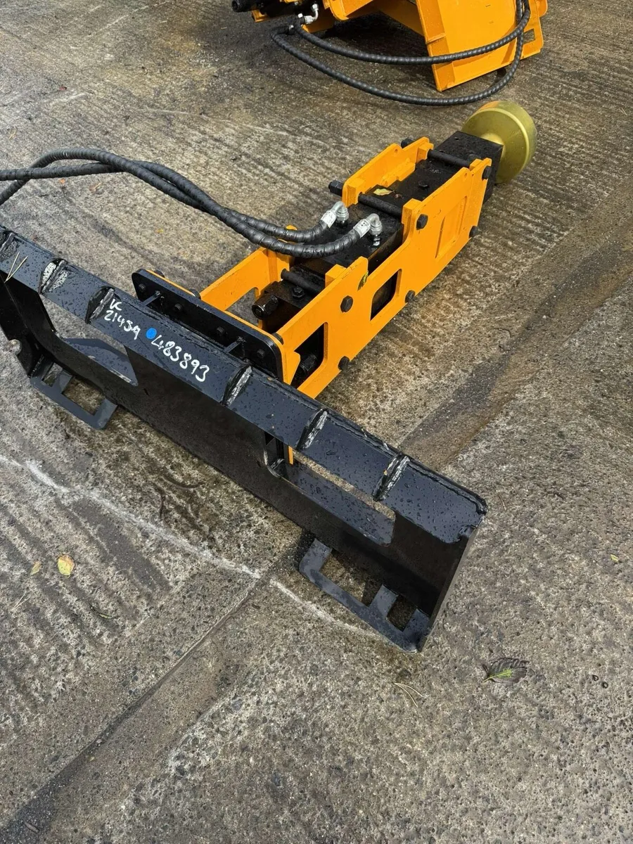 Post drivers - Image 1